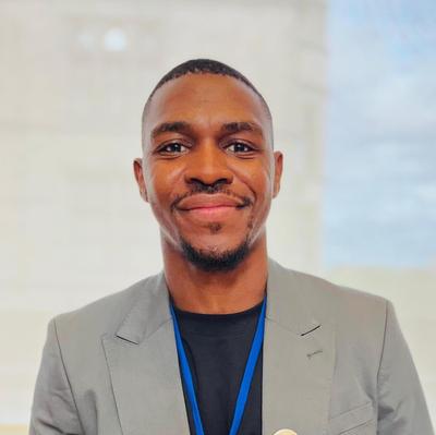 Portrait of Dr Siyabulela Hamnca